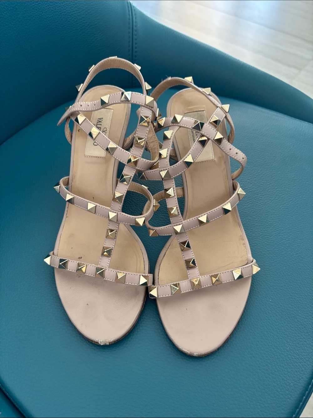 VALENTINO Rockstud Nude Leather Strappy Sandals with Gold Studs